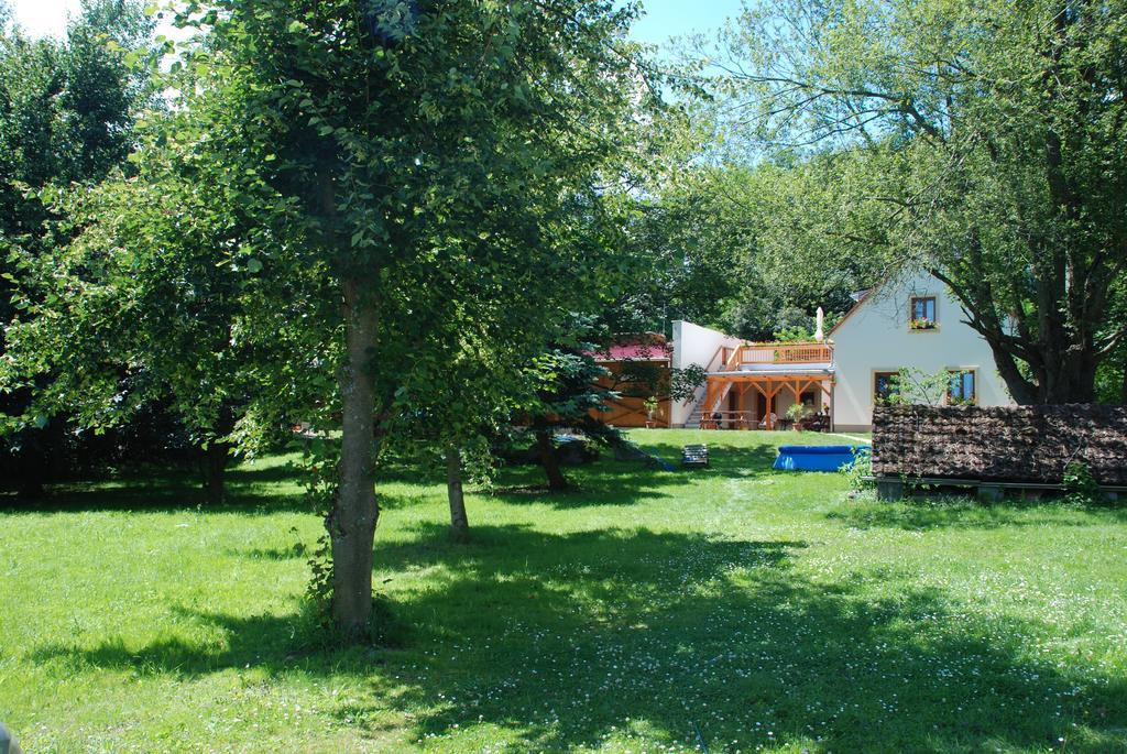 Appartement Penzion Staj Návary Extérieur photo