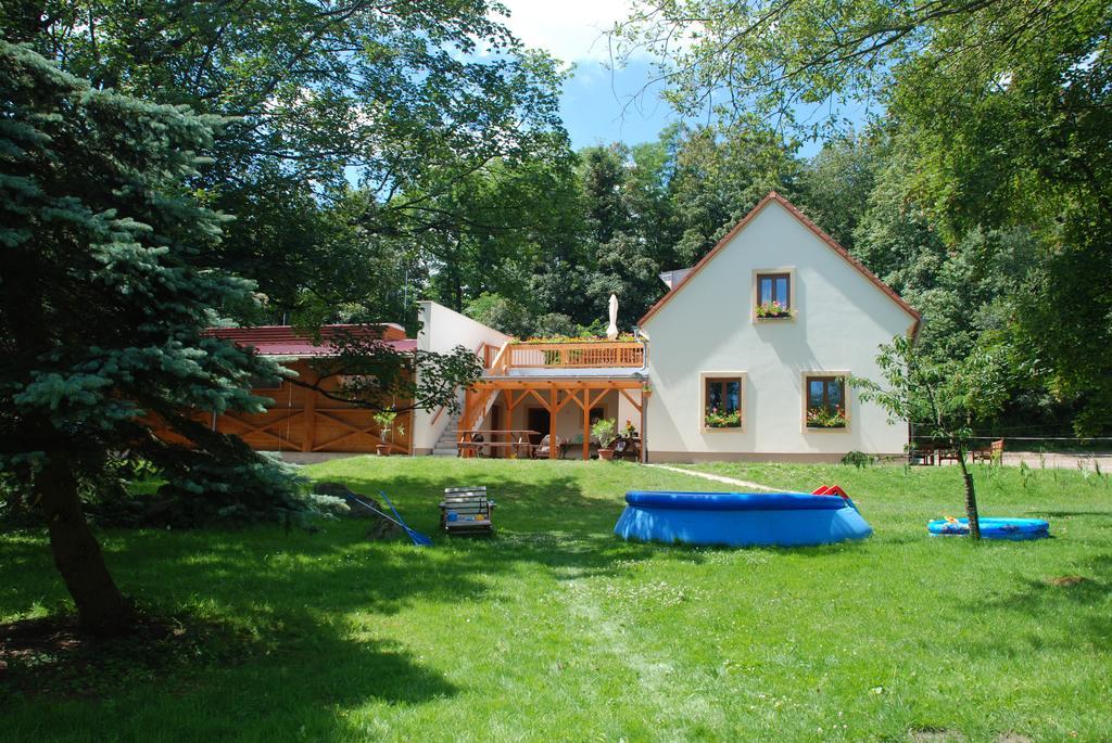 Appartement Penzion Staj Návary Extérieur photo
